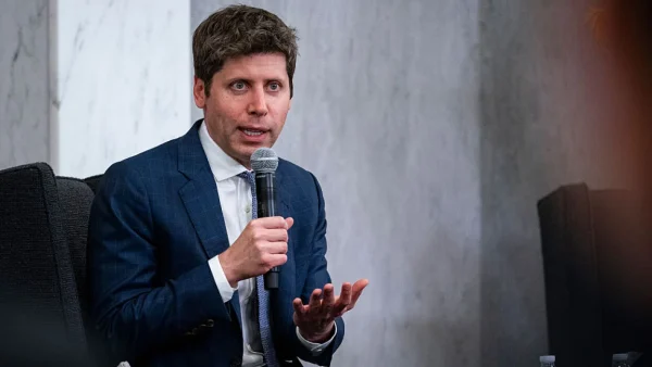 Sam Altman: OpenAI, kullanıcı tepkisi üzerine GPT-4o’yu geri getirecek