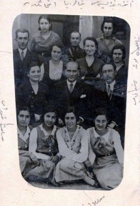 Atatürk öğrencilerle