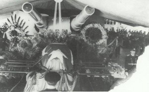 Atatürk'ün cenaze töreninden Yavuz Zırhlısı 