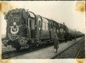 Atatürk'ün naaşını İzmit'ten Ankara'ya götüren tren 